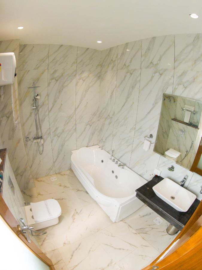 Hotel Vishal Imperial Rohtak Exterior photo